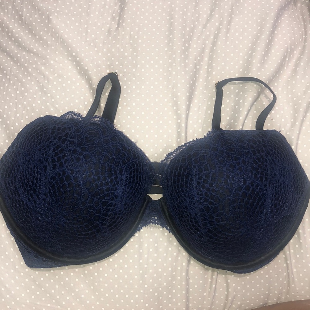 NWOT Victoria Secret Bra